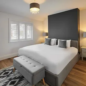 https://host-stay-holme-rigg.yorkshirehotels.net