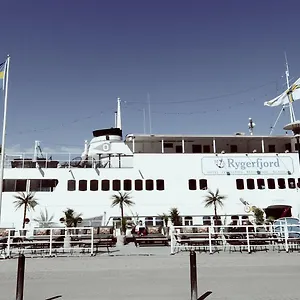 https://rygerfjord-hotel-and-hostel.find-stockholm-hotels.com